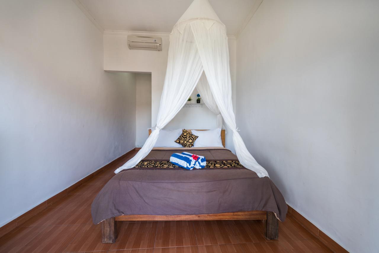 Kusuma Abiakta Sea Side Lembongan Hotel Buitenkant foto