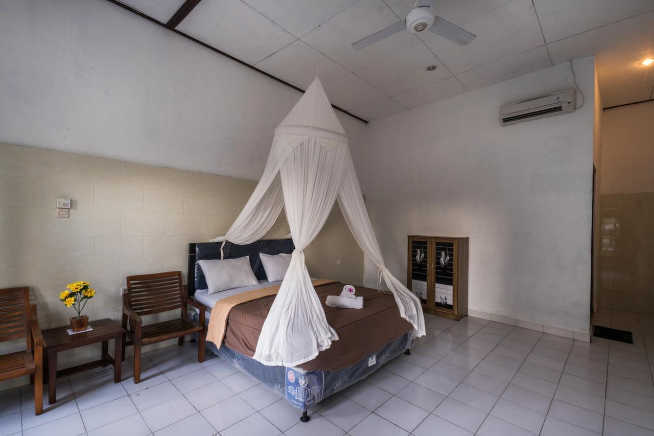Kusuma Abiakta Sea Side Lembongan Hotel Buitenkant foto